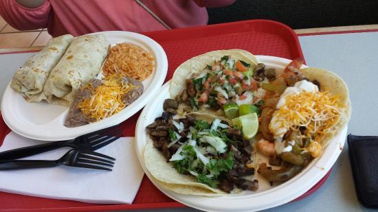 Super Oscar's Mexican Food